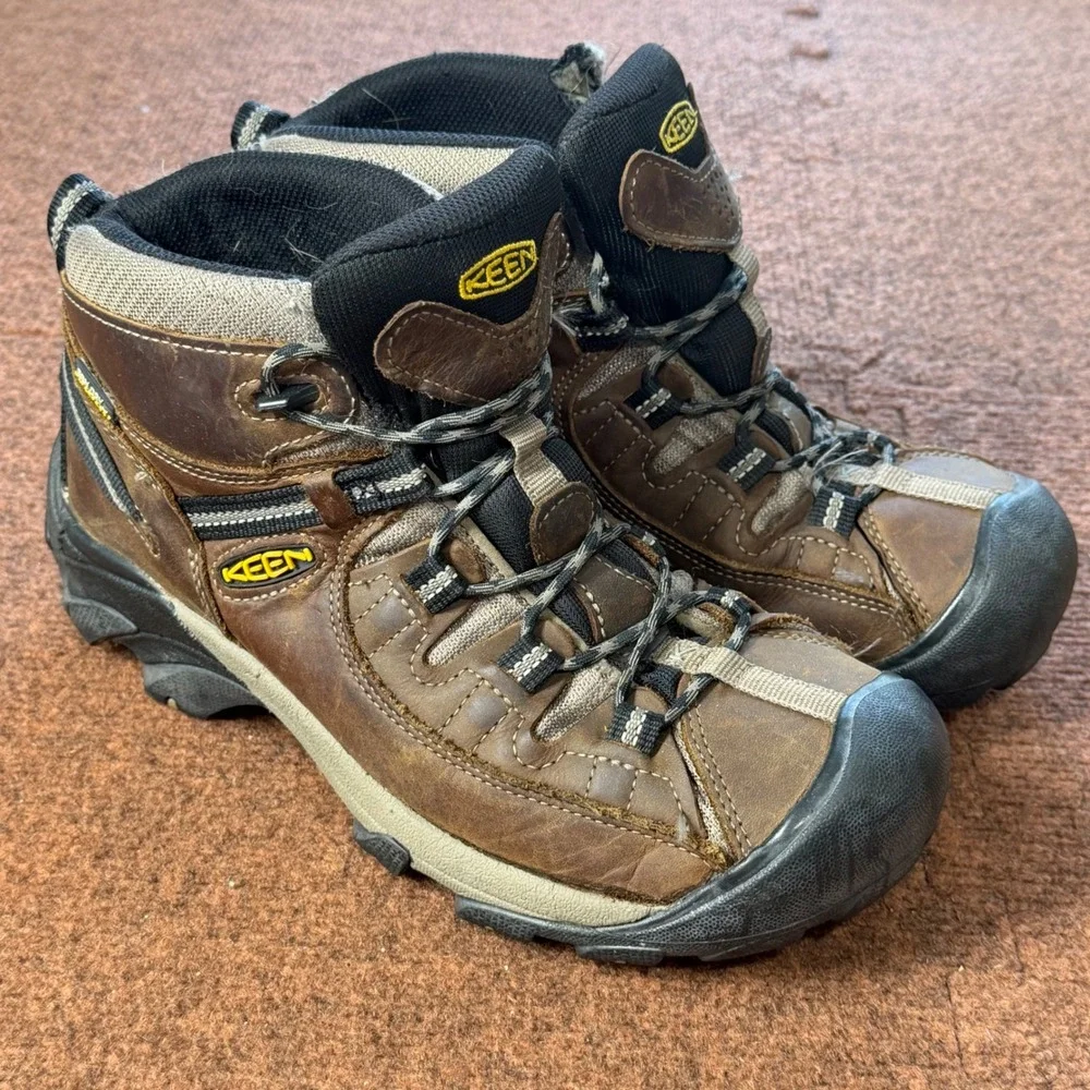 D+ Keen Targhee II Waterproof Hiking Boots Mens 9 Wide Brown Leather 1012126